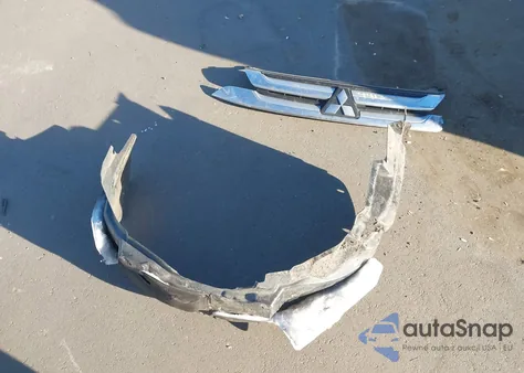 2018 Mitsubishi Outlander Se from USA, damaged, VIN JA4AD3A34JZ032847